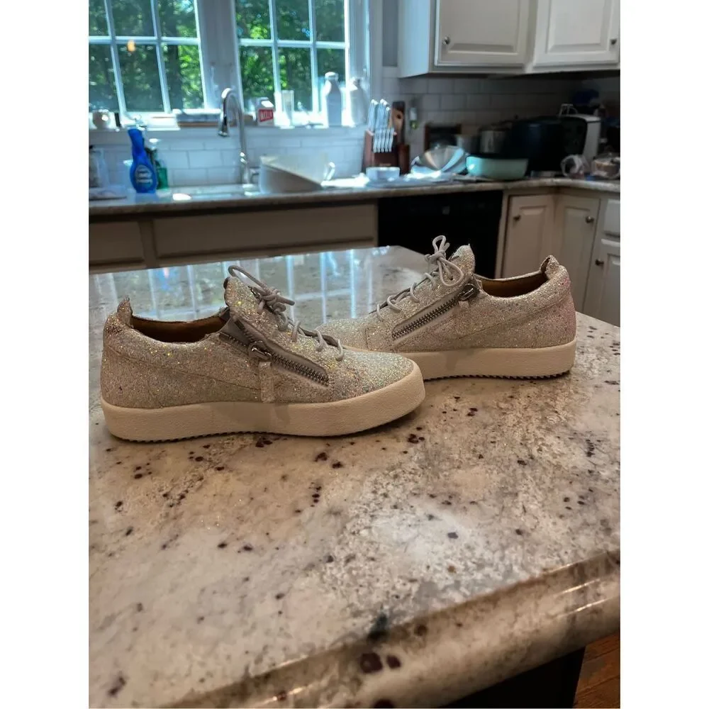 Giuseppe Zanotti White May London Glitter Side Zipper Sneakers Sz 37 or 6.5
